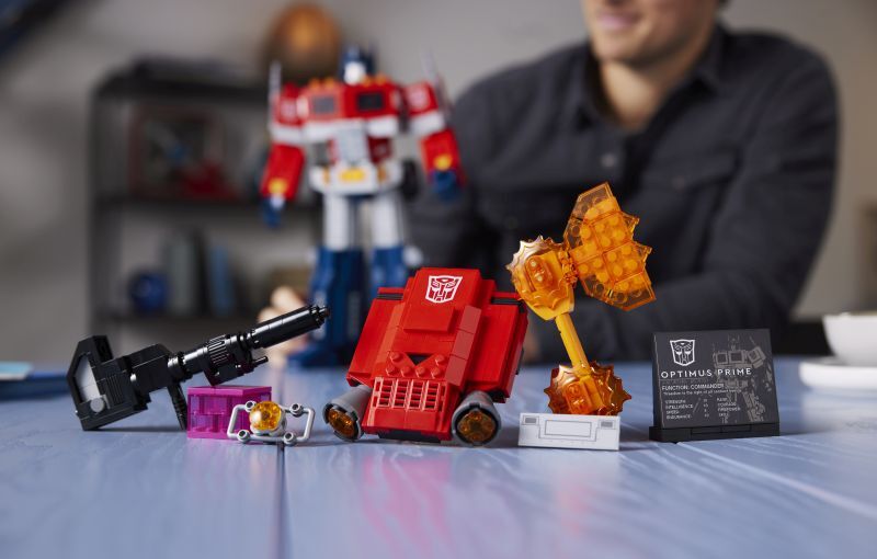LEGO® Icons Transformers Optimus Prime (10302) - φωτογραφία 6