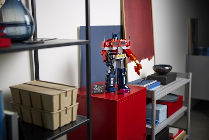 LEGO® Icons Transformers Optimus Prime (10302) - φωτογραφία 7