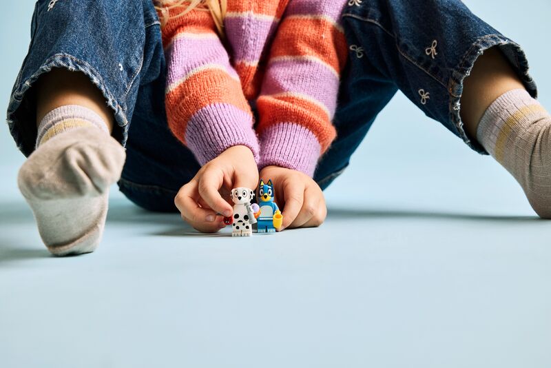 LEGO® Bluey Playground Fun With Bluey & Chloe (11201) - φωτογραφία 7