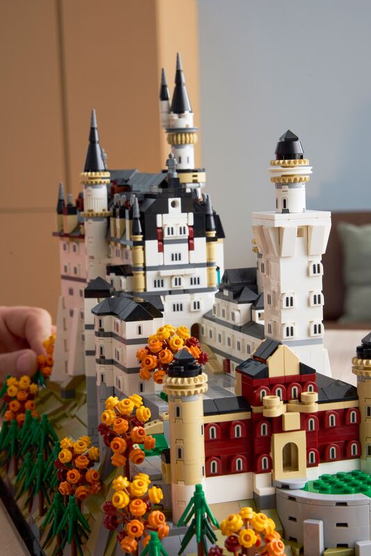 LEGO® Architecture Neuschwanstein Castle (21063) φωτογραφία