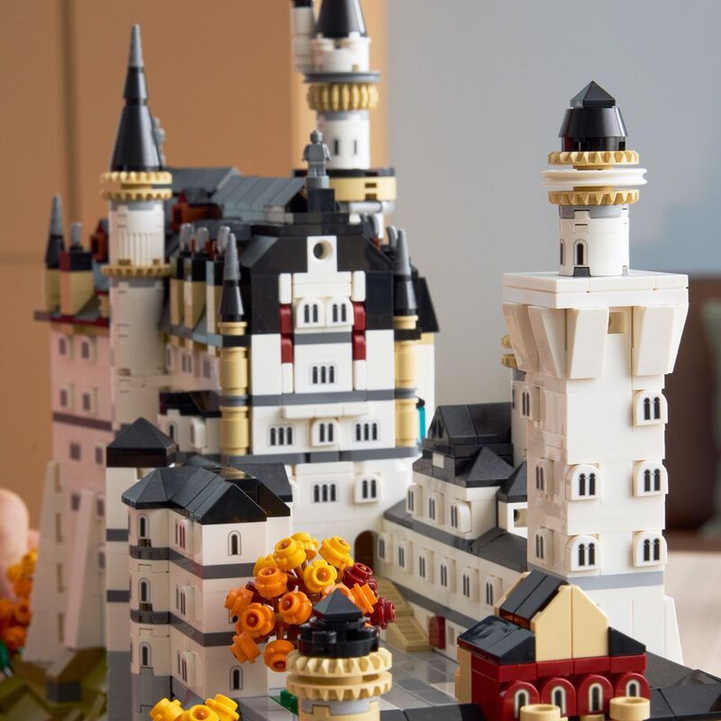 LEGO® Architecture Neuschwanstein Castle (21063) φωτογραφία