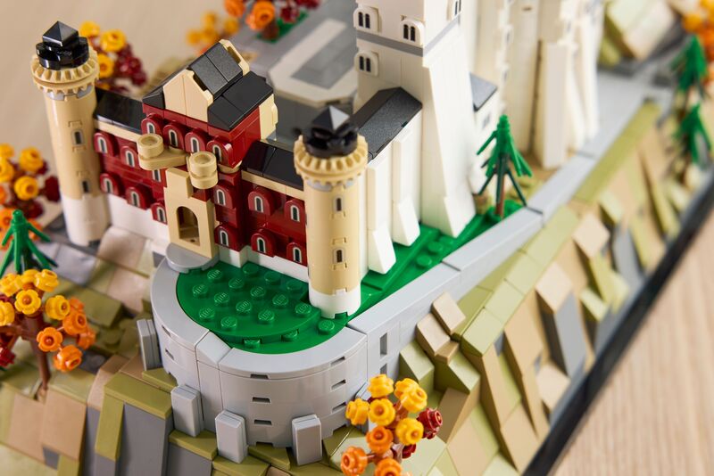 LEGO® Architecture Neuschwanstein Castle (21063) φωτογραφία