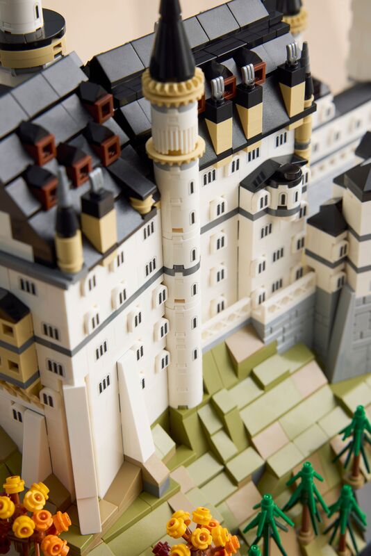 LEGO® Architecture Neuschwanstein Castle (21063) φωτογραφία