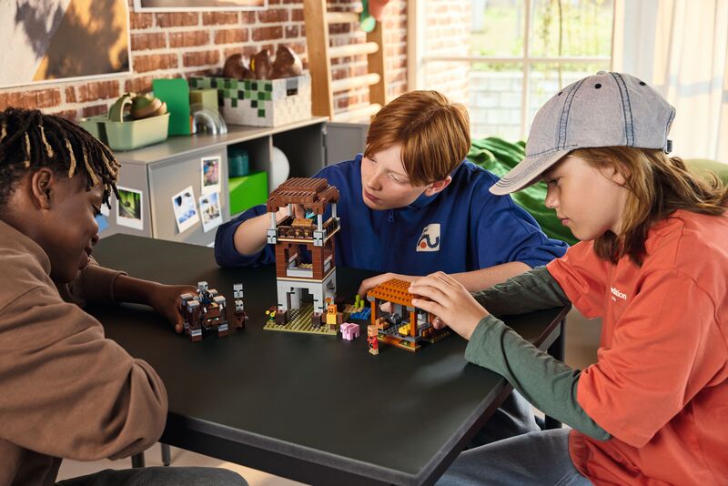 LEGO Minecraft The Pillager Outpost & Ravager (21278) φωτογραφία