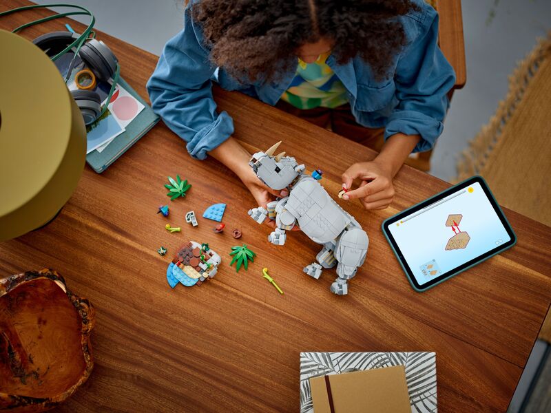 LEGO Creator 3in1 Wild Animals: Majestic Rhino With Birds (31171) φωτογραφία