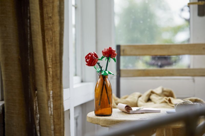 LEGO Botanical Roses (40460) φωτογραφία