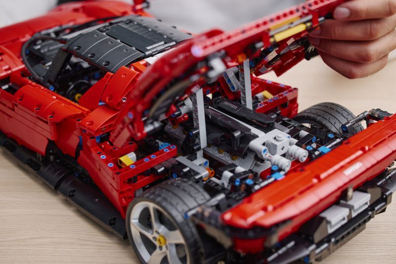 LEGO® Technic Ferrari Daytona SP3 (42143) φωτογραφία