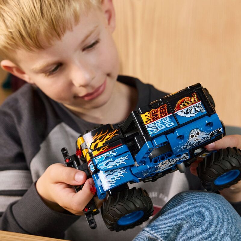 LEGO® Technic Monster Jam Grave Digger Fire And Ice (42219) - φωτογραφία 6