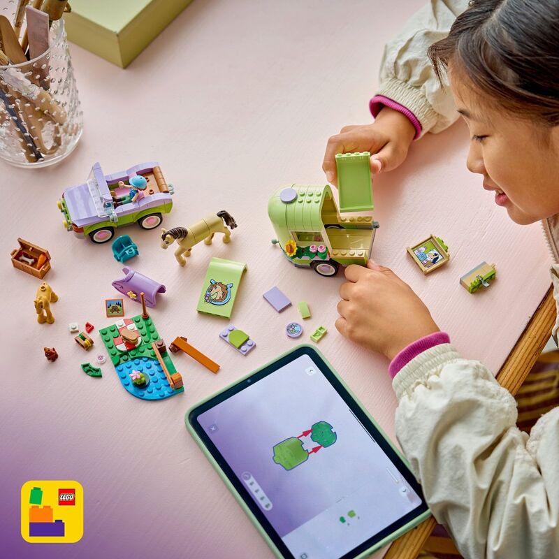 LEGO® Friends Horse & Baby Foal Trailer (42695) - φωτογραφία 7