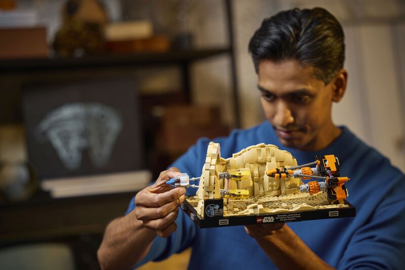 LEGO Star Wars Mos Espa Podrace Diorama (75380) φωτογραφία