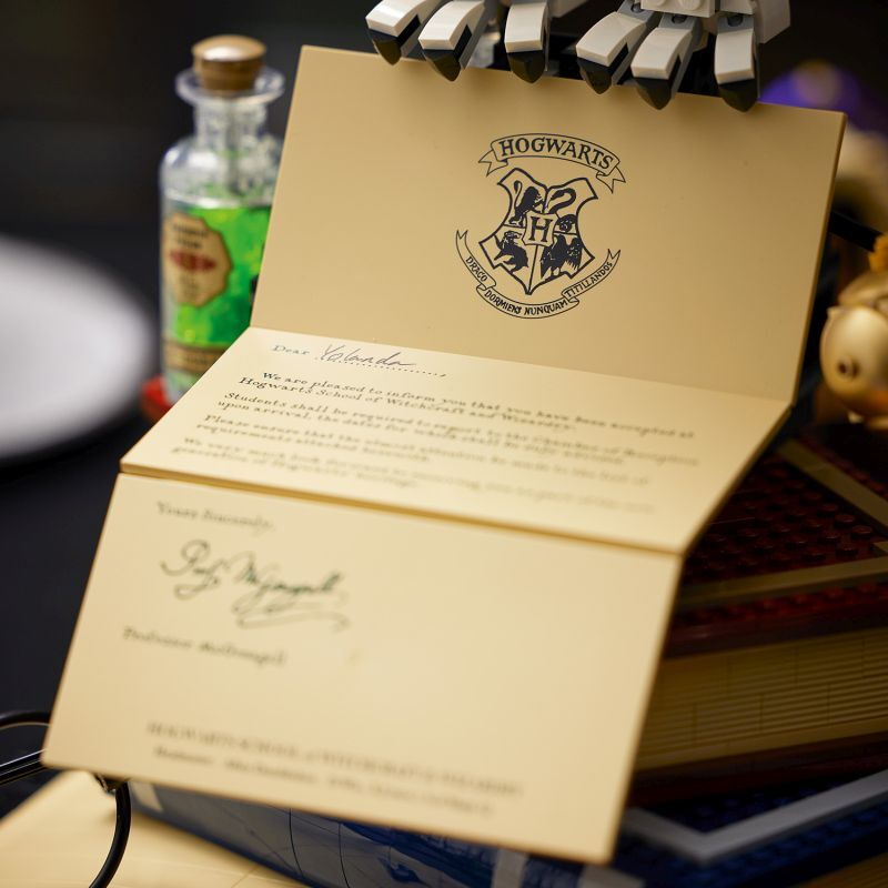 LEGO Harry Potter Hogwarts Icons - Collectors' Edition (76391) φωτογραφία