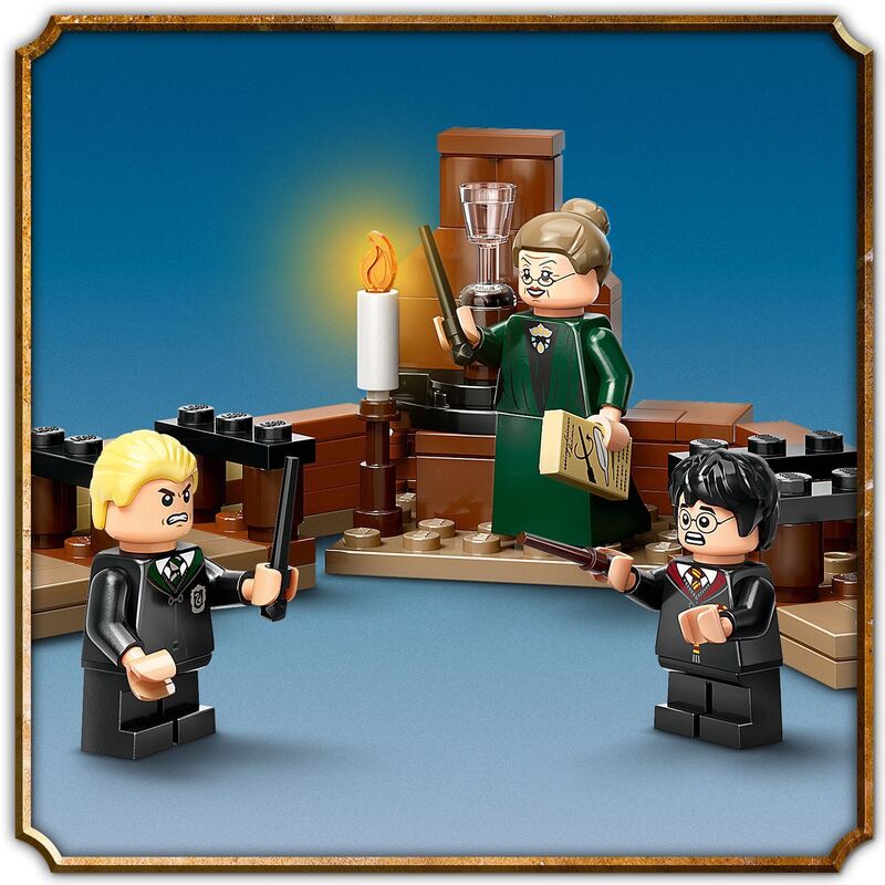 LEGO® Harry Potter Hogwarts Castle: Flying Lessons (76447) φωτογραφία