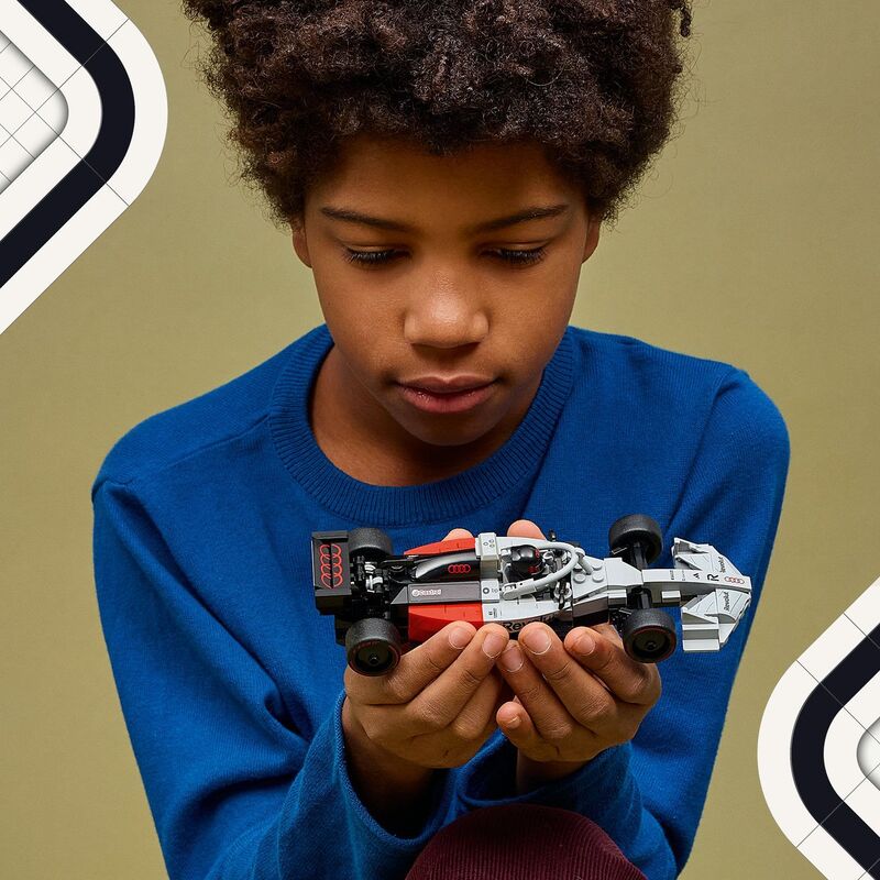 LEGO® Speed Champions - Audi Revolut F1® Team R26 Race Car - 77259 - φωτογραφία 5