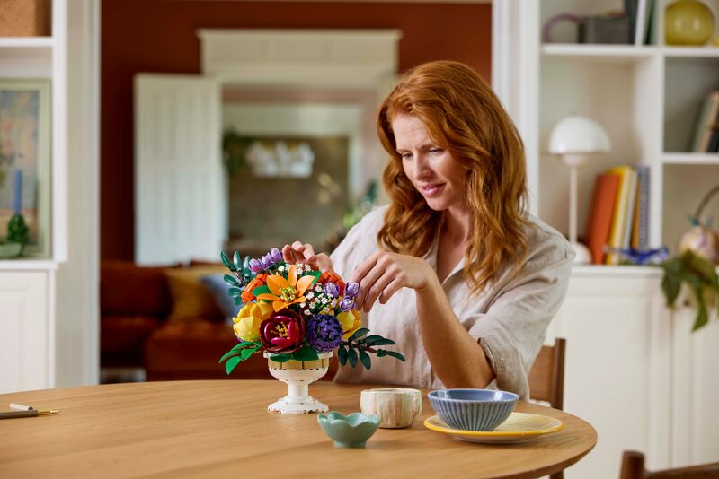 LEGO® Botanicals Flower Arrangement (10345) φωτογραφία