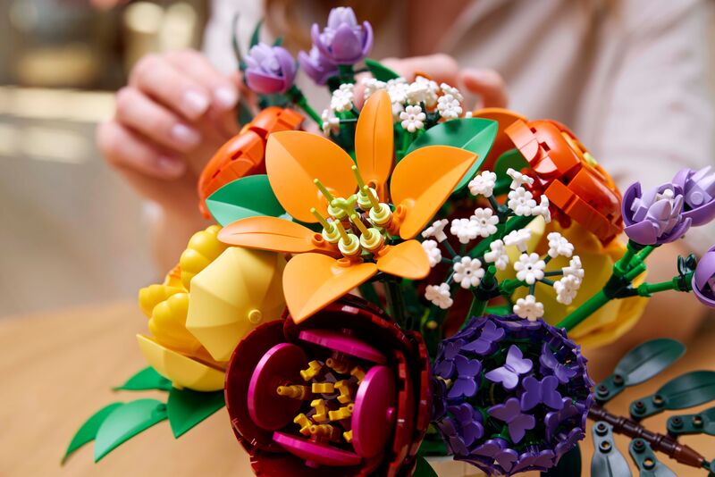LEGO® Botanicals Flower Arrangement (10345) φωτογραφία