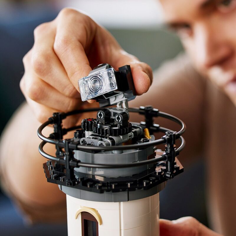 LEGO® Ideas Motorized Lighthouse (21335) φωτογραφία