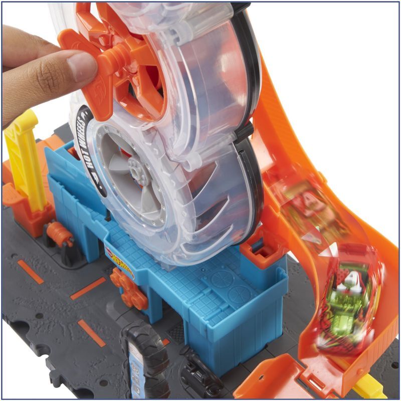 Hot Wheels Πίστα City Με Περιστρεφόμενες Ρόδες (HDP02) φωτογραφία