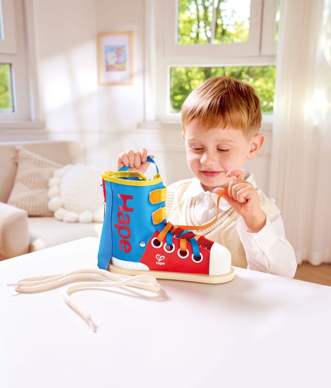 Hape Totally Amazing Ξύλινο Εκπαιδευτικό Παπούτσι Με Κορδόνια (E1117) φωτογραφία
