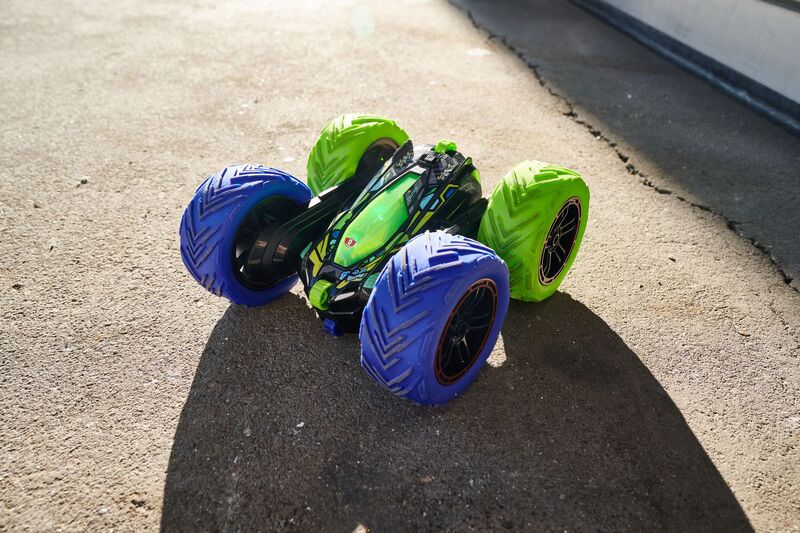 Dickie Τηλεκατευθυνόμενο Όχημα Cyber Flip 22cm RTR 1:18 (201105010) - φωτογραφία 5