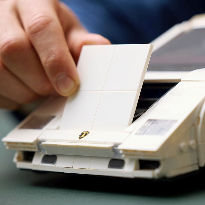 LEGO Icons Lamborghini Countach 5000 Quattrovalvole (10337) φωτογραφία