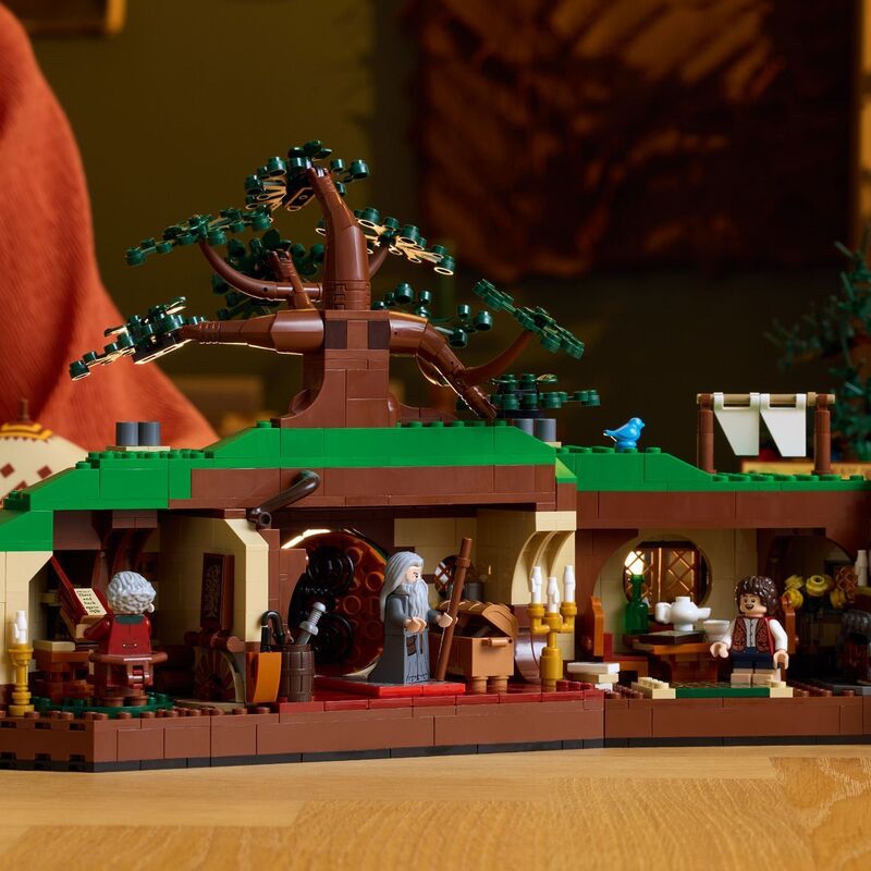 LEGO® Icons Lord Of Rings: The Shire (10354) - φωτογραφία 3