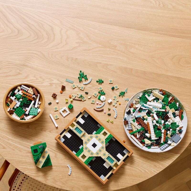 LEGO® Icons Fountain Garden (10359) φωτογραφία