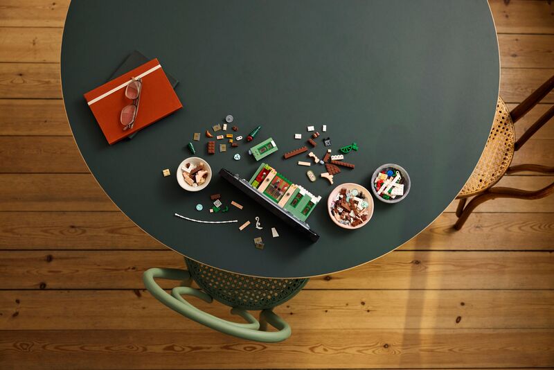 LEGO® Icons French Cafe (10362) φωτογραφία