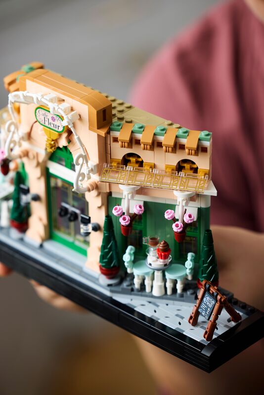 LEGO® Icons French Cafe (10362) φωτογραφία