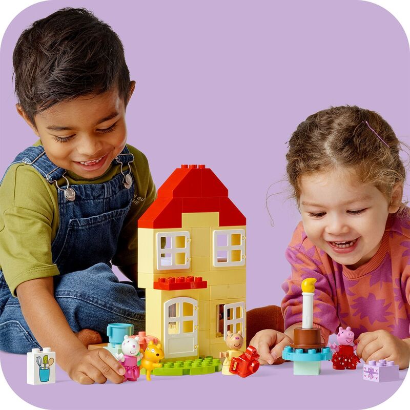LEGO® DUPLO® Peppa Pig Birthday House (10433) - φωτογραφία 7