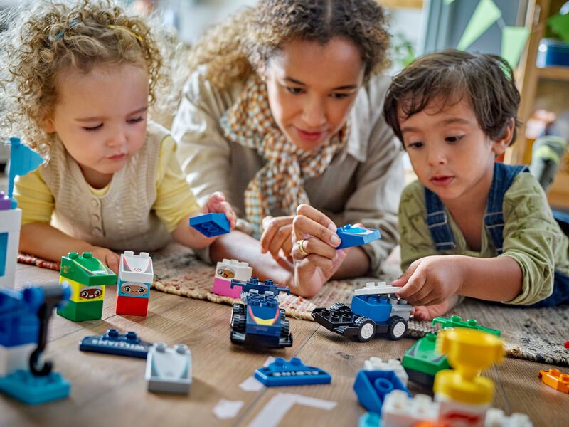 LEGO Duplo F1 Team Race Cars & Drivers (10445) φωτογραφία