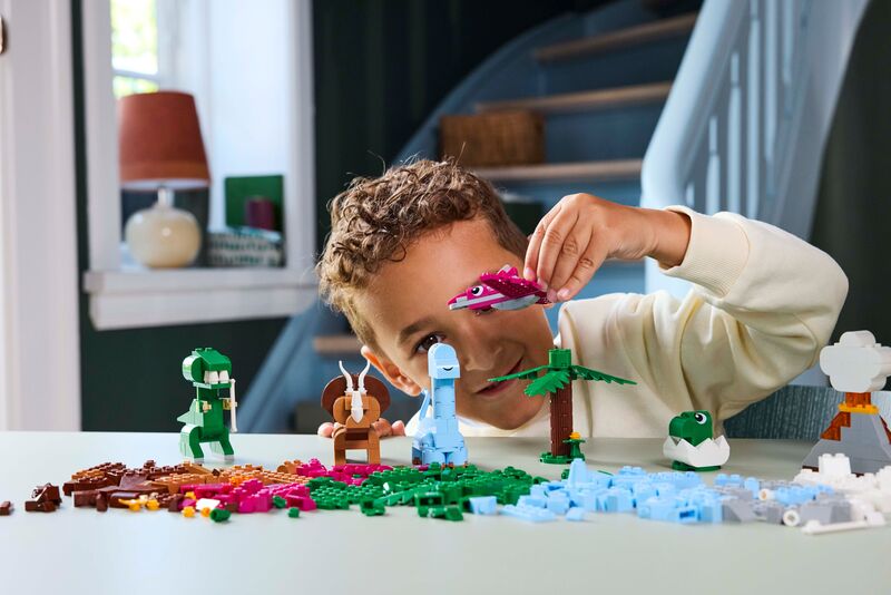 LEGO® Classic Creative Dinosaurs (11041) φωτογραφία