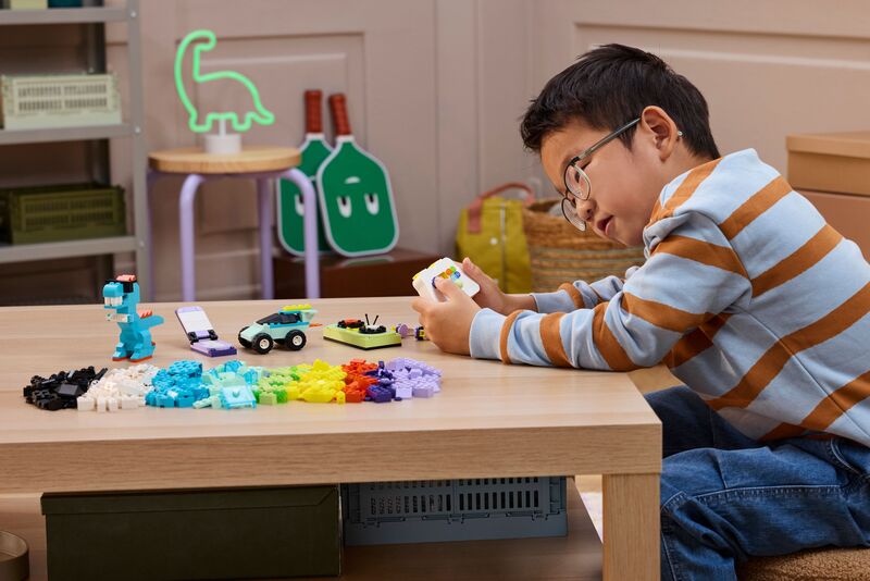 LEGO Classic Cool Creative Box (11043) φωτογραφία