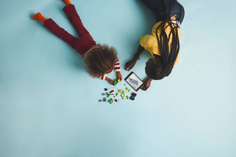 LEGO Super Heroes Spin & Electro Dinosaur Vehicle Chase (11198) φωτογραφία