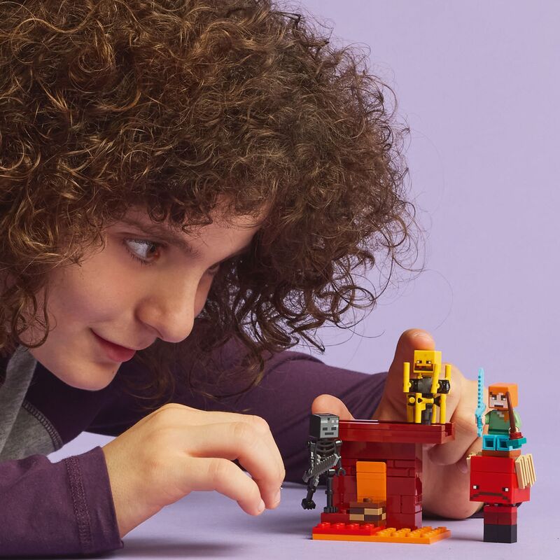 LEGO Minecraft The Nether Lava Battle (21266) φωτογραφία