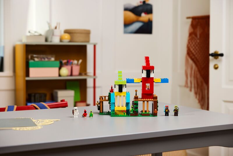 LEGO® Minecraft The Parrot Houses (21282) φωτογραφία