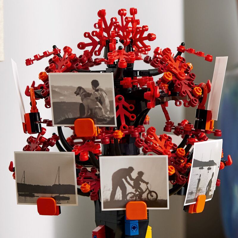LEGO Ideas Family Tree (21346) φωτογραφία