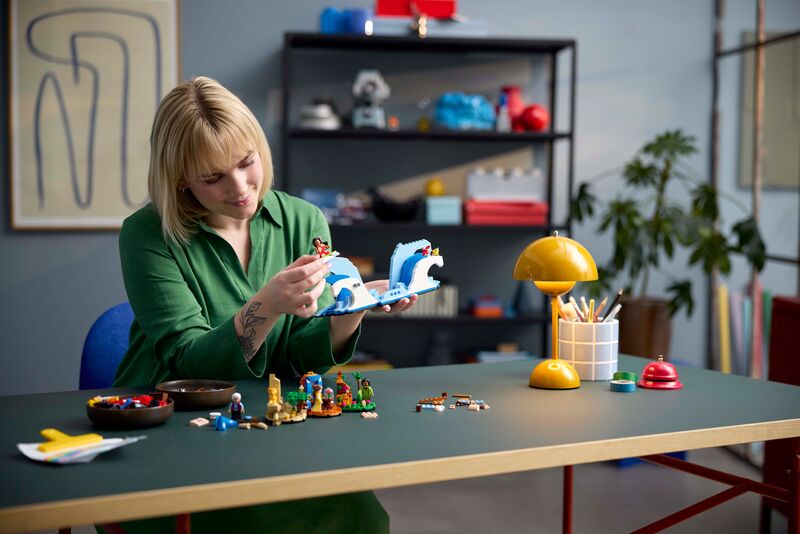 LEGO® Ideas Magic Of Disney (21352) φωτογραφία