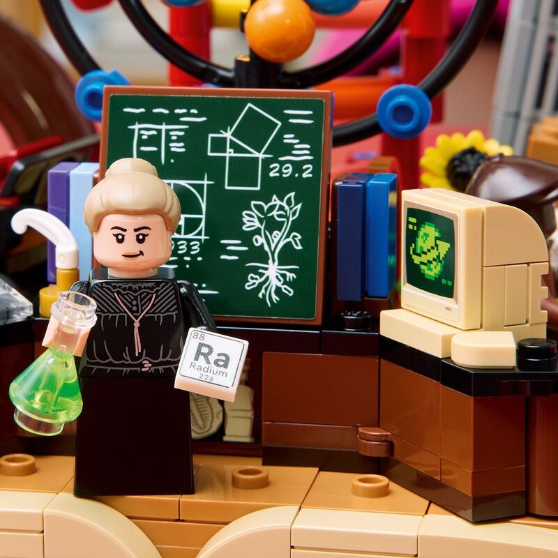 LEGO® Ideas The Evolution Of Stem (21355) φωτογραφία
