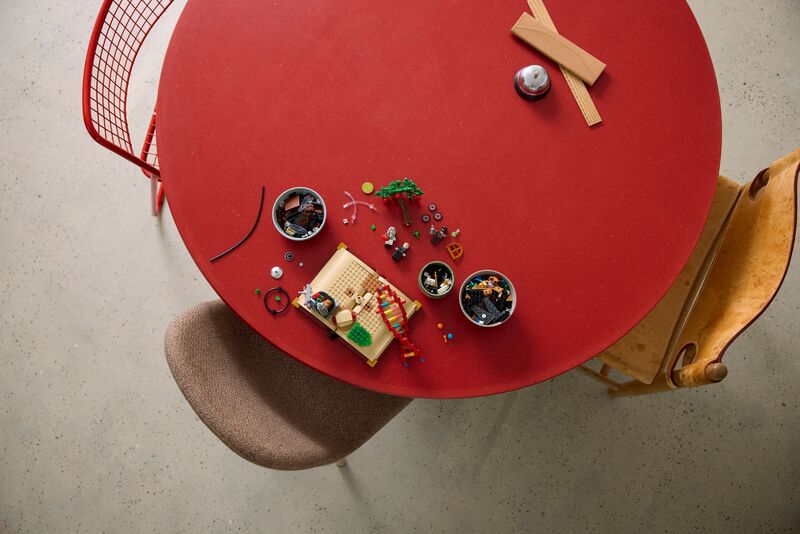 LEGO® Ideas The Evolution Of Stem (21355) φωτογραφία