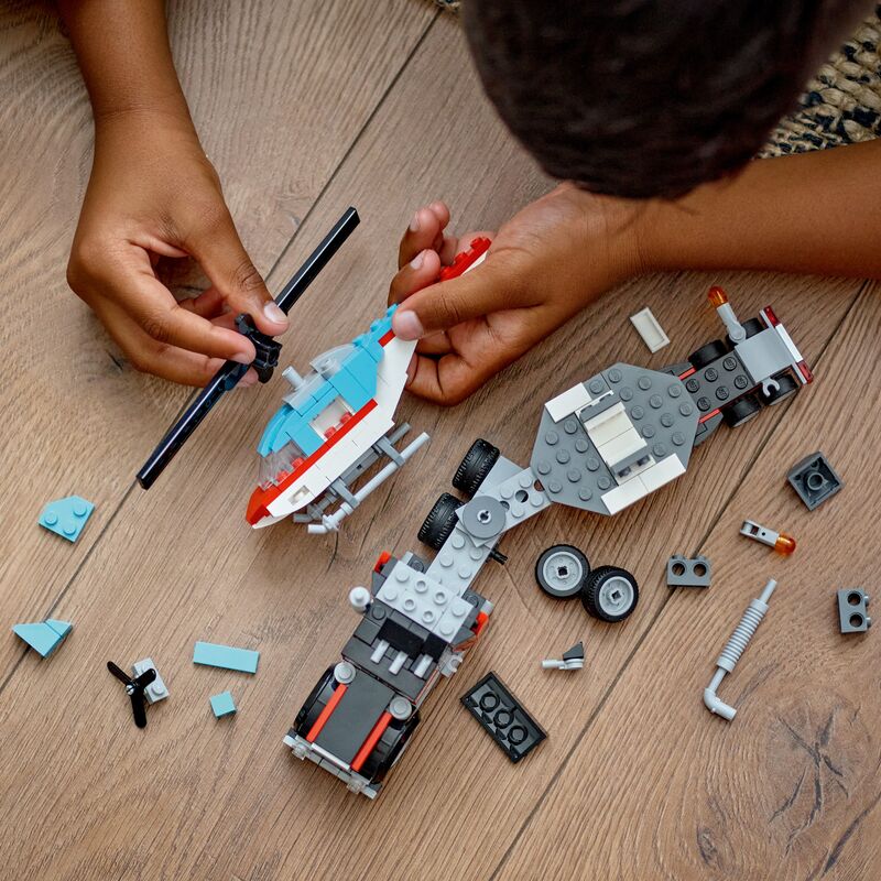 LEGO® Creator 3in1 Flatbed With Helicopter (31146) φωτογραφία