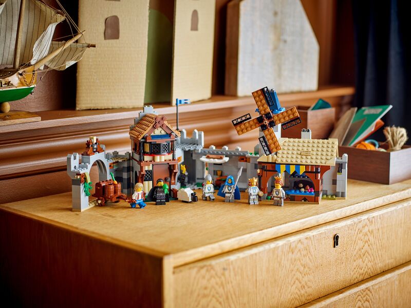 LEGO Creator 3in1 Medieval Horse Knight Castle (31168) φωτογραφία