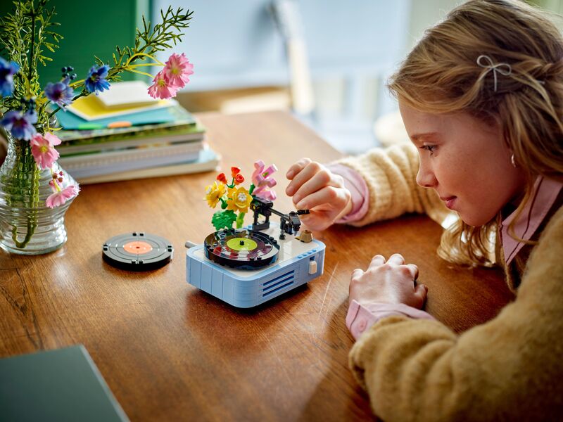 LEGO Creator 3in1 Record Player With Flowers (31172) φωτογραφία