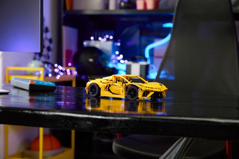 LEGO Technic Chevrolet Corvette Stingray (42205) φωτογραφία