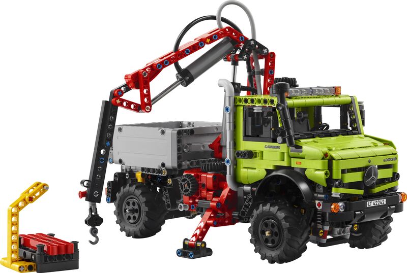LEGO® Technic Mercedes-Benz Unimog U 5023 With Crane (42242) - φωτογραφία 2