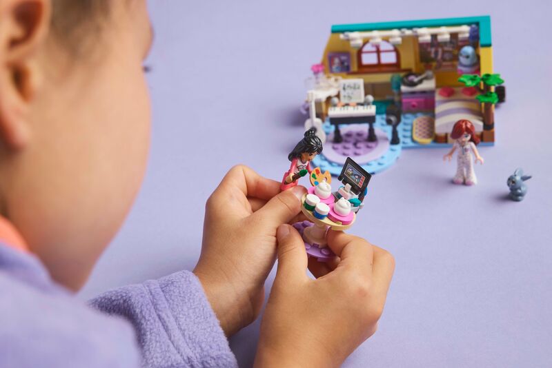 LEGO Friends Paisley's Room (42647) φωτογραφία