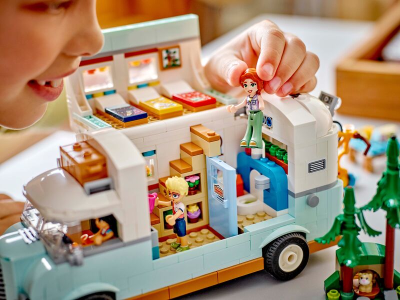 LEGO Friends Friendship Camper Van Adventure (42663) φωτογραφία