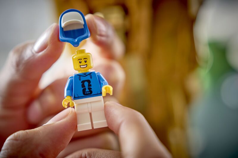 LEGO Editions Sets FIFA World Cup Official Trophy (43020) φωτογραφία