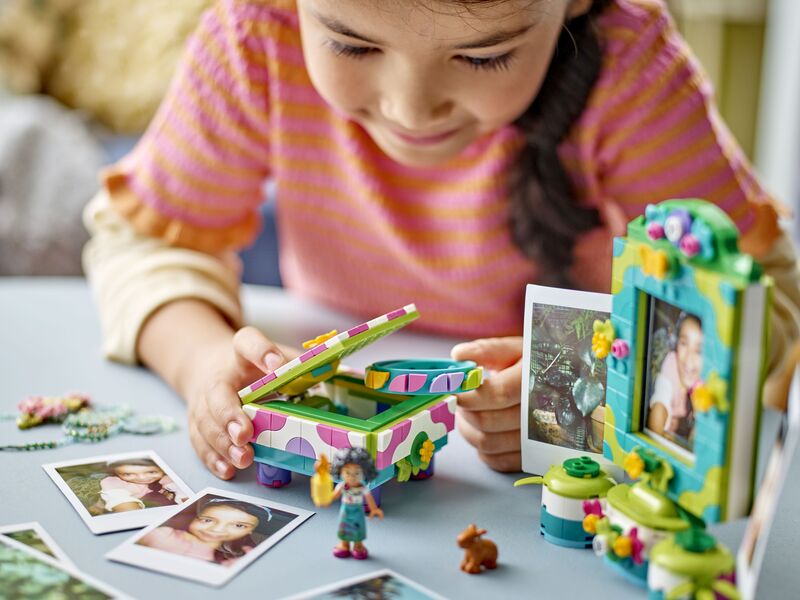 LEGO Disney Mirabel's Photo Frame And Jewelry Box (43239) φωτογραφία