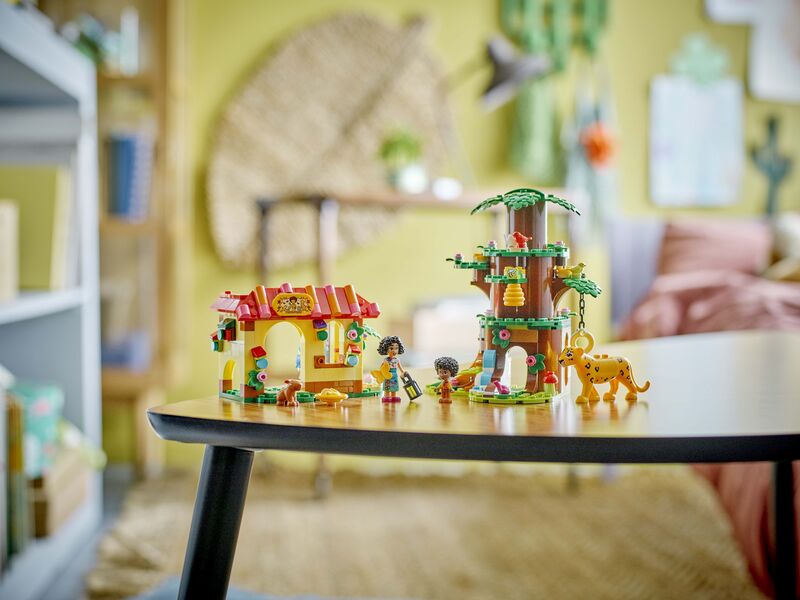 LEGO® Disney Antonio's Animal Sanctuary (43251) φωτογραφία