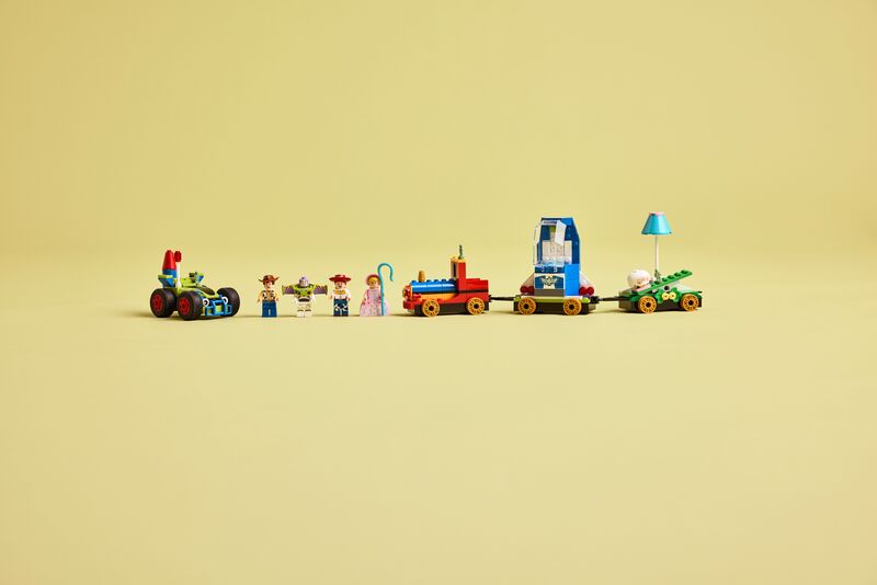 LEGO Disney Toy Story Celebration Train & RC Car (43264) φωτογραφία